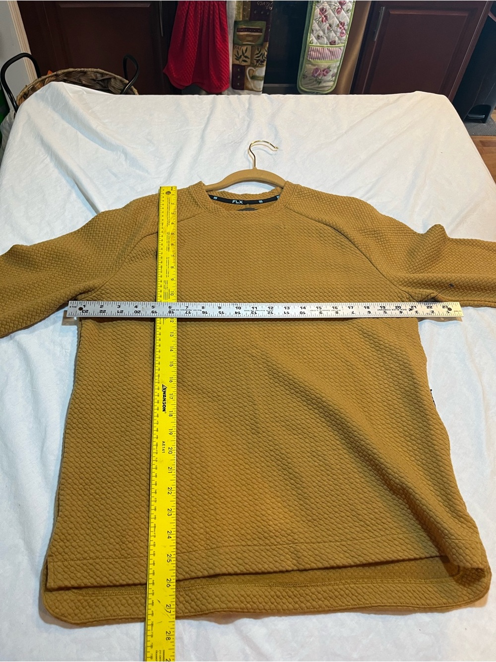 FLX Quilted Mustard Crewneck Sweatshirt size M
